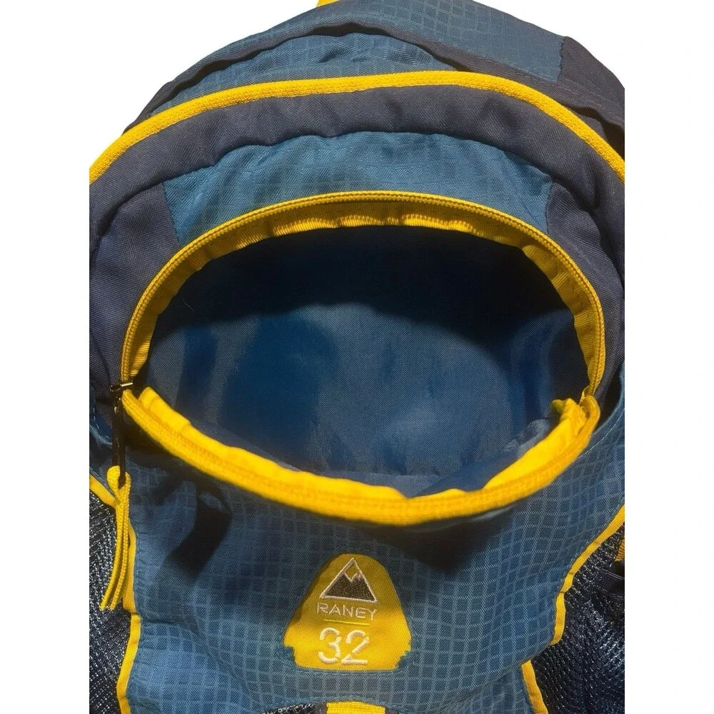 JanSport Raney 32 Hiking Travel Backpack blue/yellow
